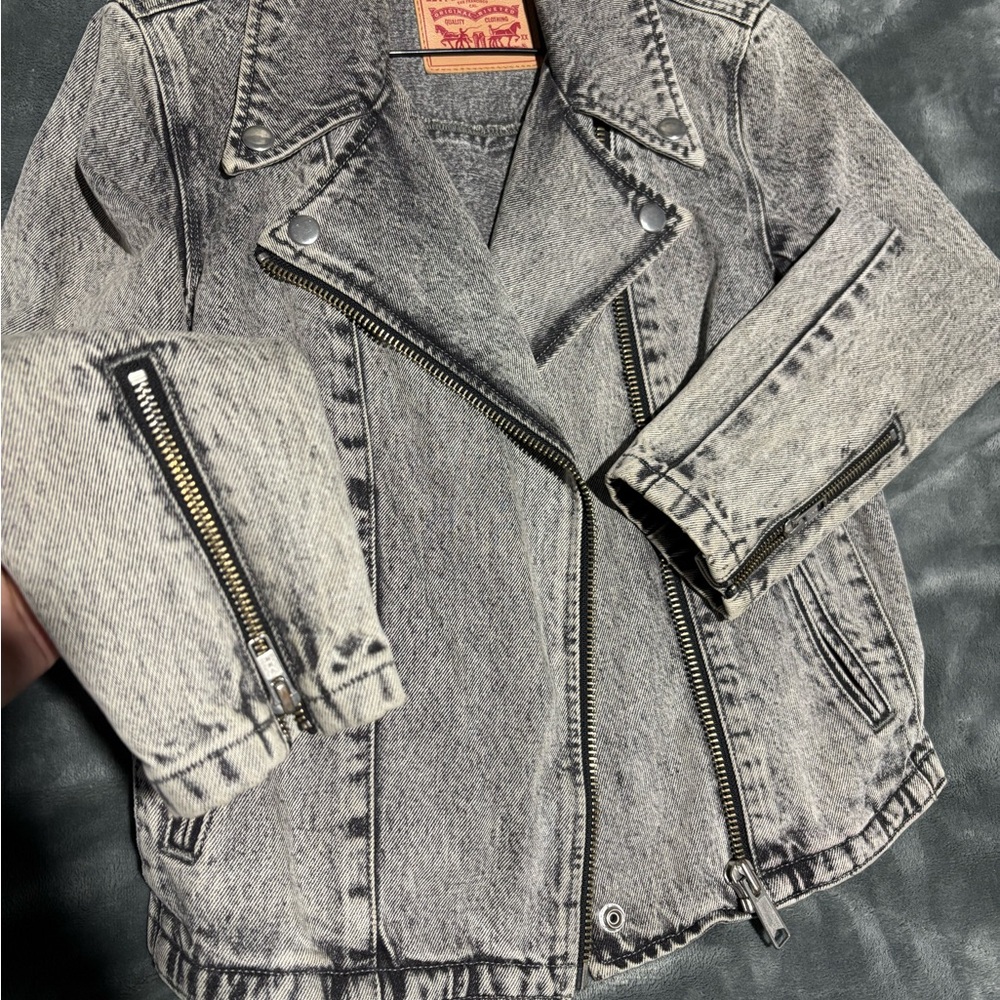 Women's Gray Denim Jacket